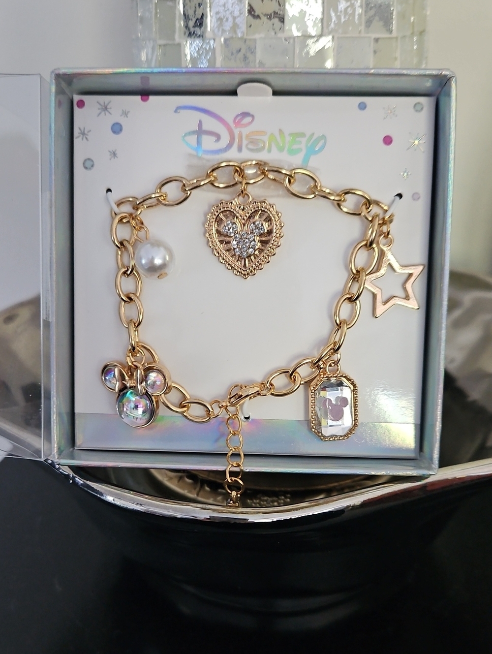 Disney Gold-Tone Charm Bracelet with Micky, Star & Pearl Charms, NIB, GIFTABLE!
